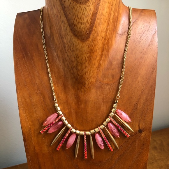 NWT Gold Toned & Beaded Boho Fringe Necklace - Picture 3 of 14